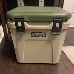 YETI Limited-Edition Roadie 24 Decoy Camo Hard Cooler