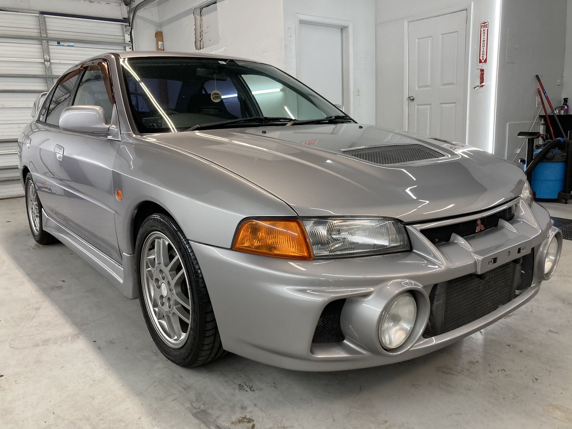 MITSUBISHI LANCER EVO IV GSR JDM Classic RHD Cars