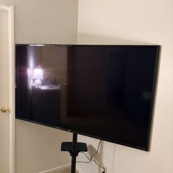 LG 65 inch Class 4K Smart UHD TV (64.5'' Diag)