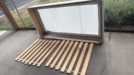 Twin size IKEA   spring box