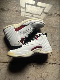 Size 8 air Jordan 12