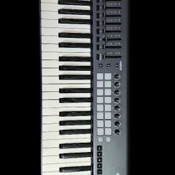 Noviation LaunchKey49