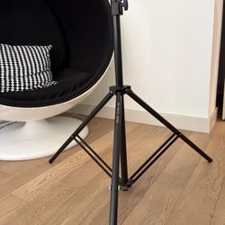 Hensel Professional Light Stands (2) – Studio / Photography Equipment