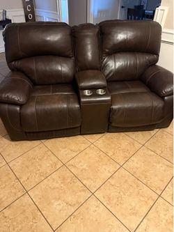 Oversized sofa, loveseat and recliner