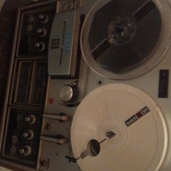 Vintage AKAI Surround Stereo 