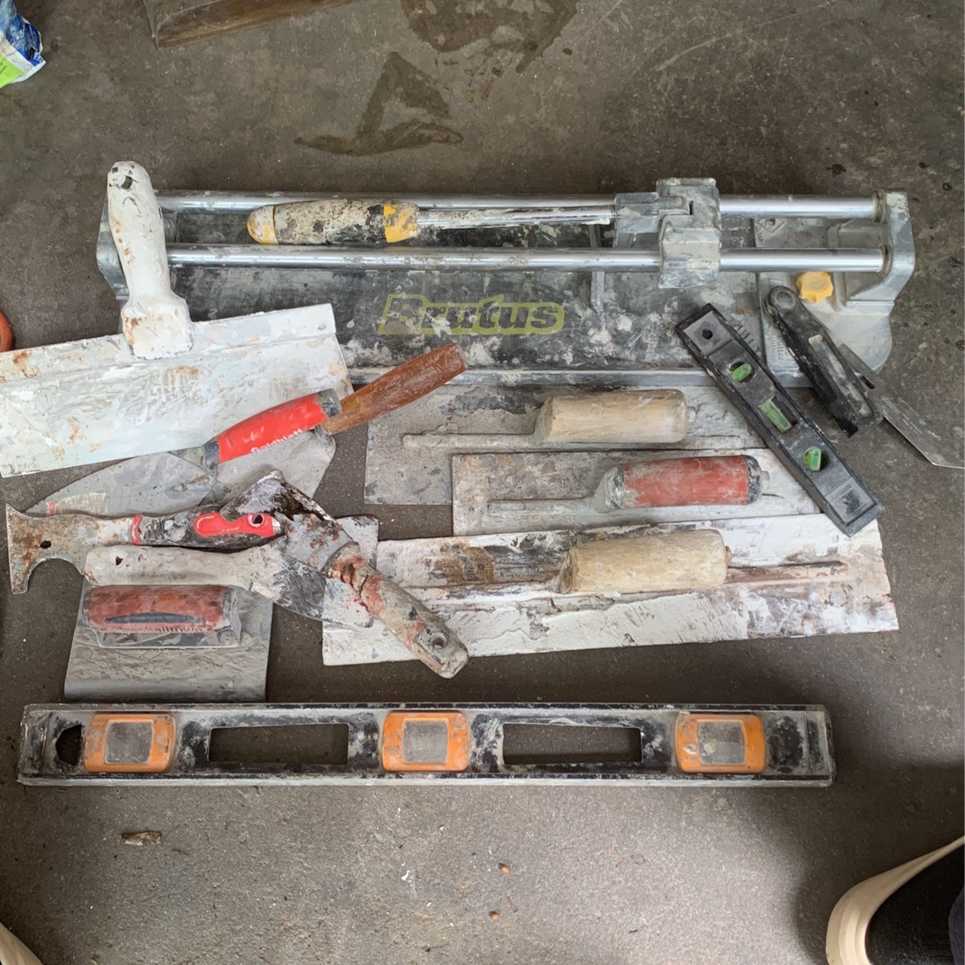 Masonry Tool Lot