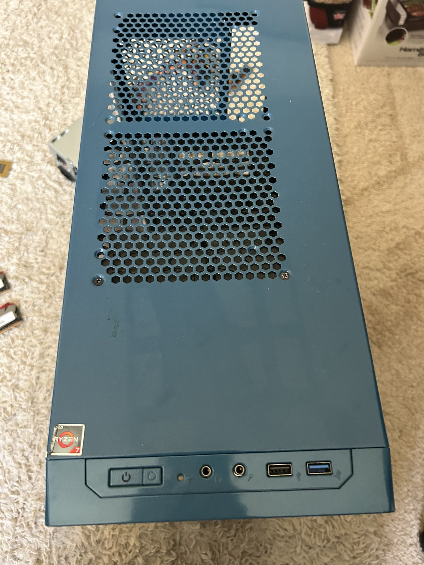 Fractal Design Focus G Case With Fans, Blue Ray Player, And Power Supply