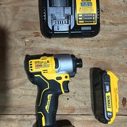 DeWalt  Drill Battery And Charge New