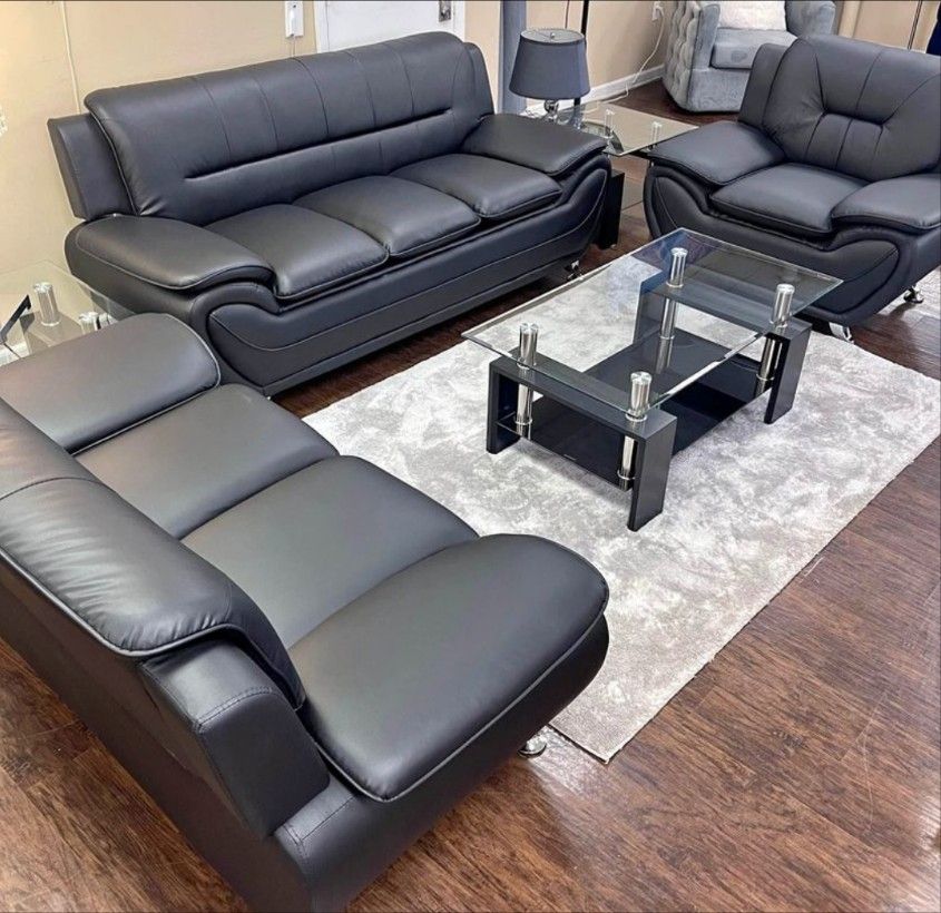 Selling A Well Maintained Leader Sectional