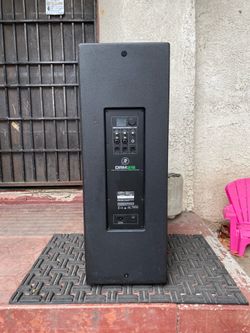 Mackie Speakers