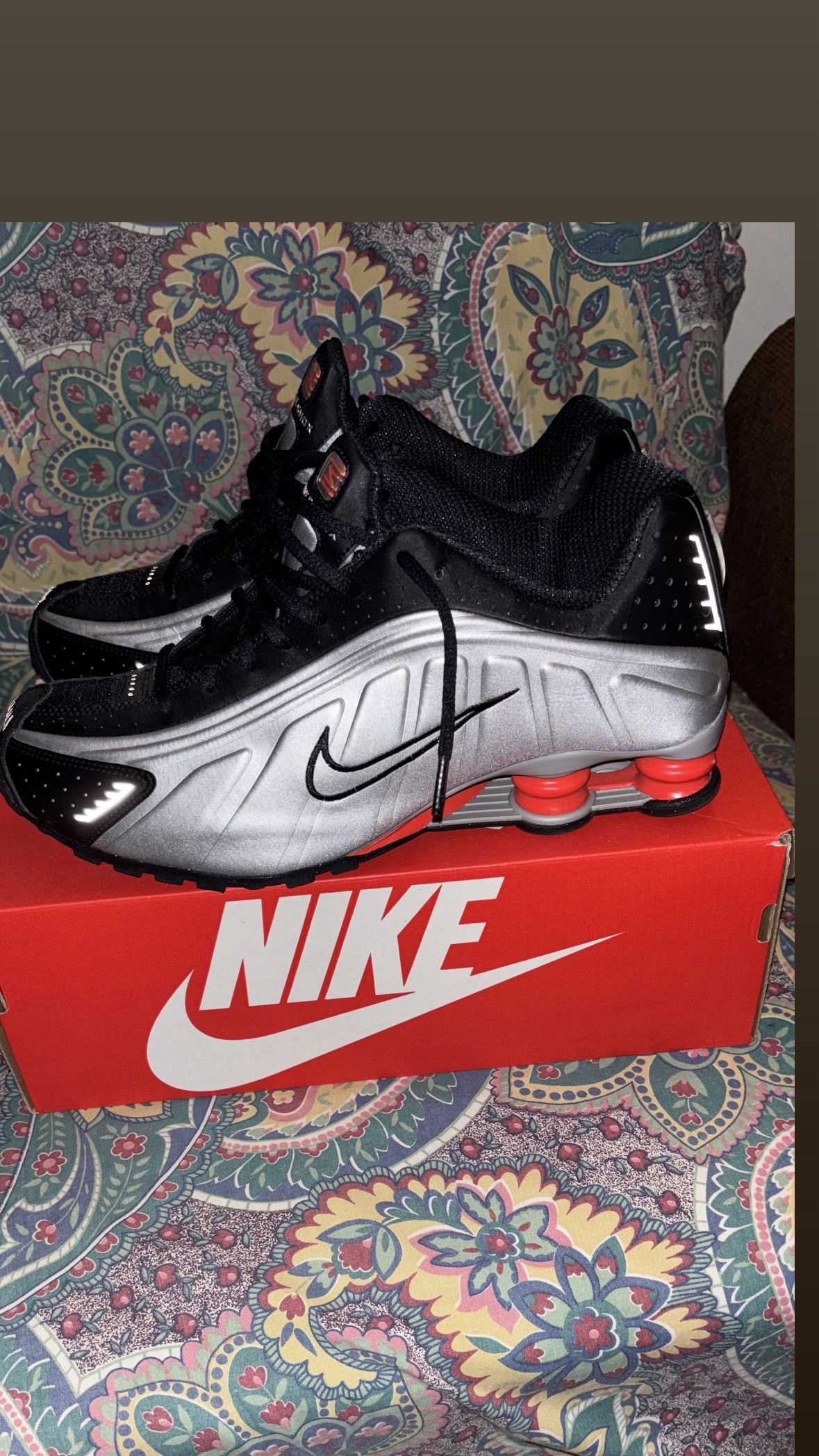 Men’s Nike Shox R4 Sz 10.5