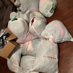 Lots Of 13 Gallon Bags Filled With Clothes $3