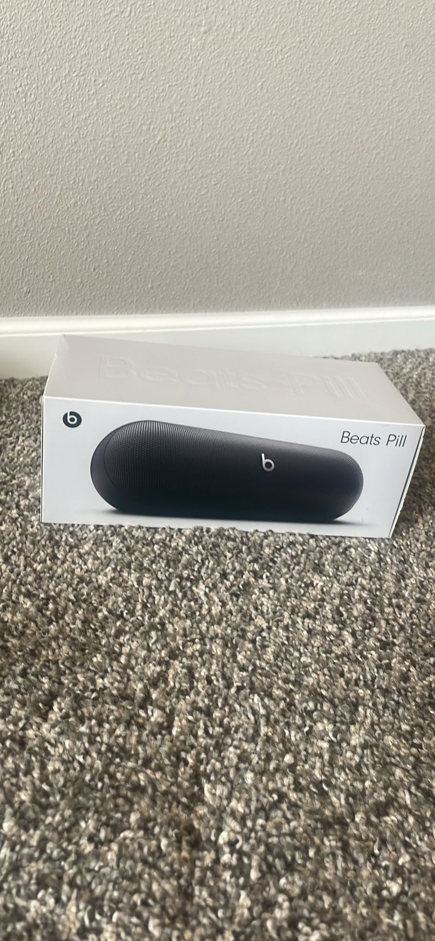 NEW Beats Pill Bluetooth Speaker π β Sealed & Authentic