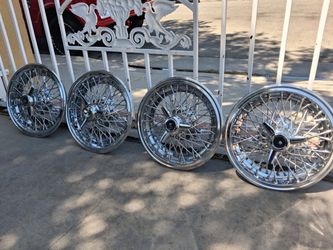 Wire-spoke wheel covers/hubcaps