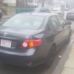 Corolla Año 2009 Millas 152 000