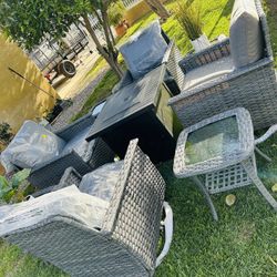 Patio Set Outdoor Swivel & Rocking Chairs New In The Box