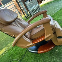Human Massage Chair HT-135