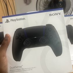 PS5 DualSense Wireless Controller (Black) – Brand New
