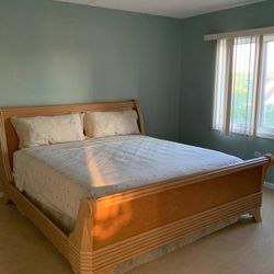 KING SIZE BED WITH MATTRESS