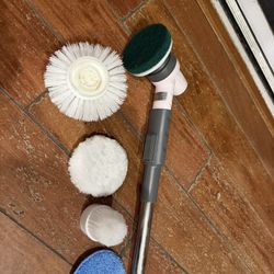 Aquarium cleaning tool: Long-handled lithium-powered electric cleaning brush for cleaning glass, removing algae, and cleaning the inner walls of the f
