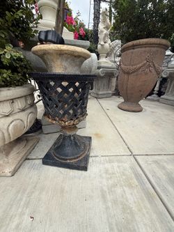Planter pots