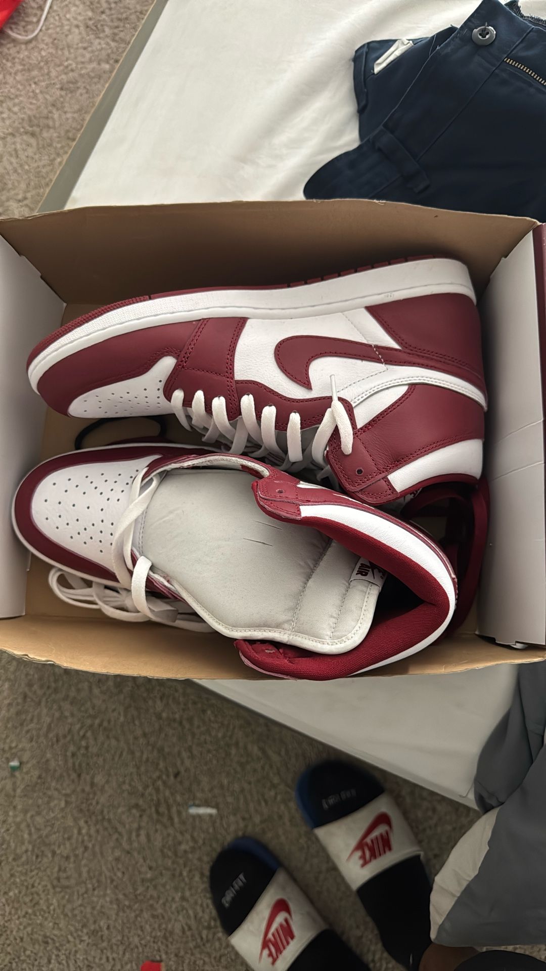 Jordan 1 High Crimson