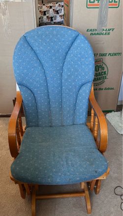 Gliding rocking chair