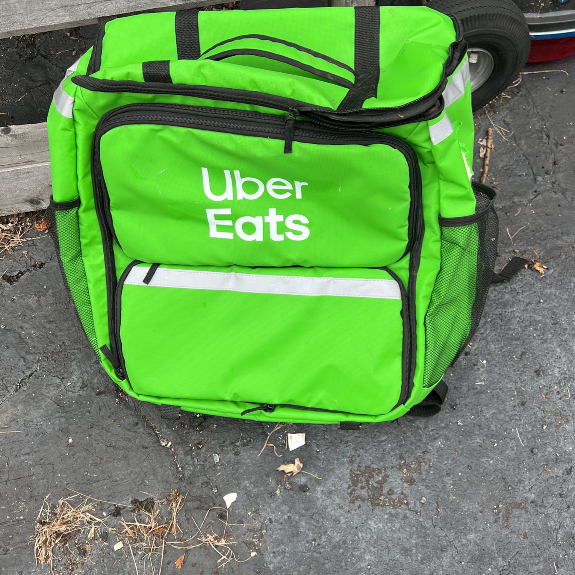Uber eats bag backpack type