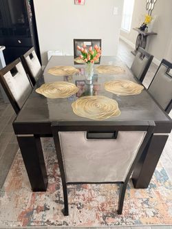 Ashley Hyndell 7-Piece Dining Set in Dark Espresso Brown