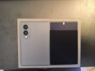Samsung Galaxy Z Fold 8 - Verizon (Paid Off in Full) - Mint