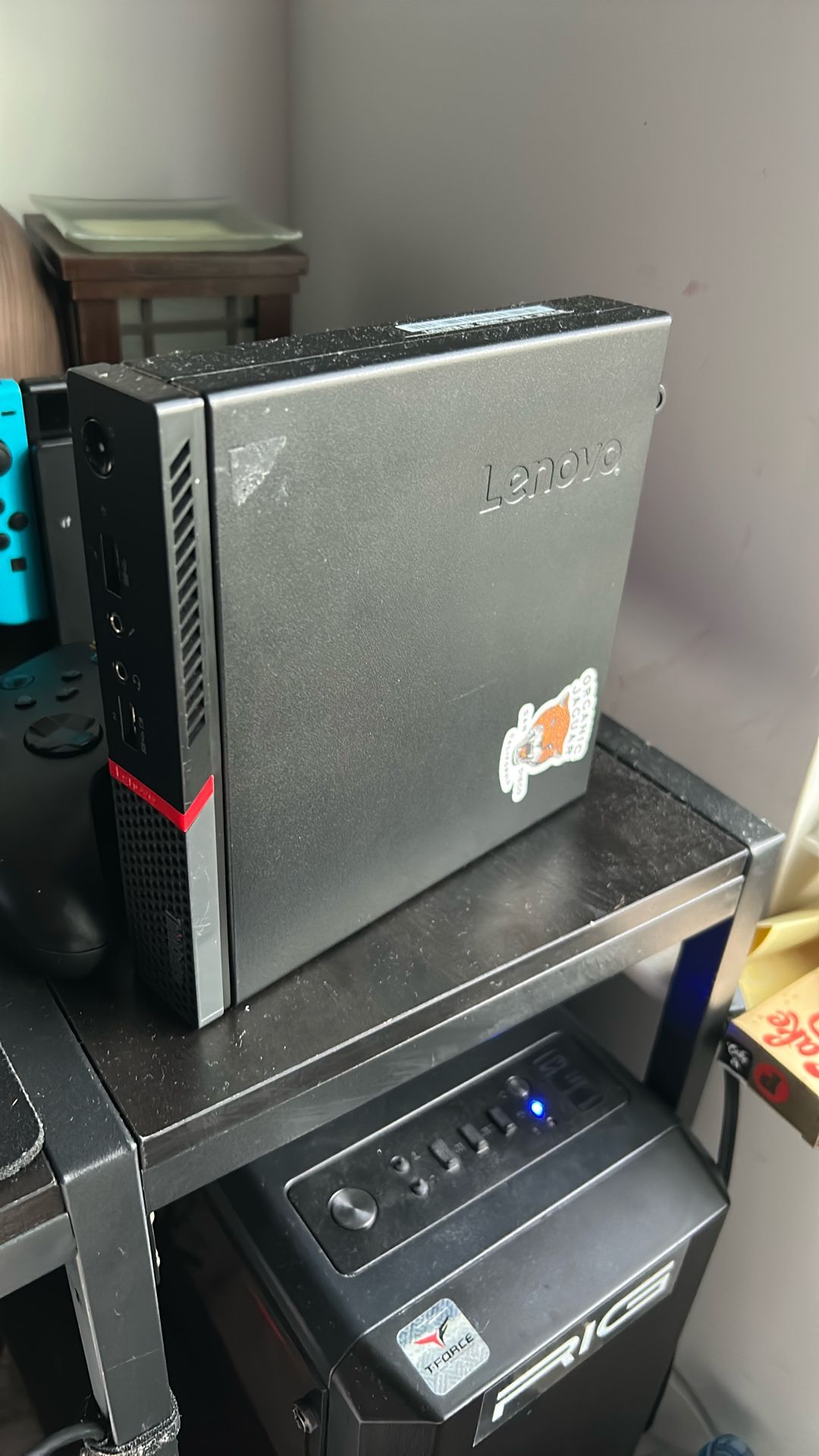 Lenovo