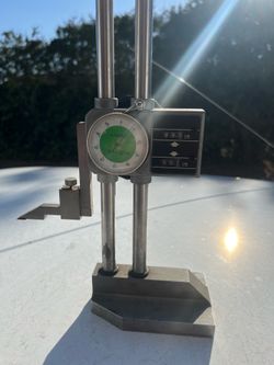 Precision Height Gauge