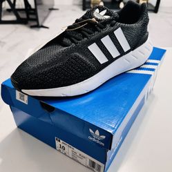 Men’s Running Shoes