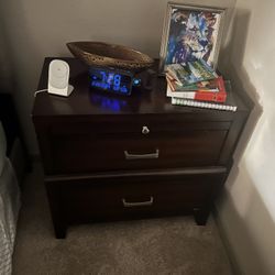 Dresser W/mirror, 2 Nightstands & TV Stand With Drawers