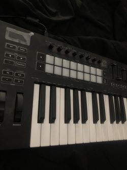 keyboard midi launchkey49