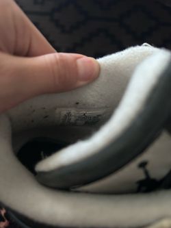 Jordan 4s