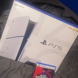 Ps5 Slim edition 1tb & MW3 and Headset 
