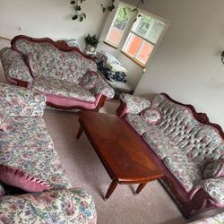 Sofa And Table Set