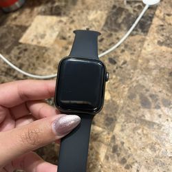 Apple Watch SE 44MM OBO