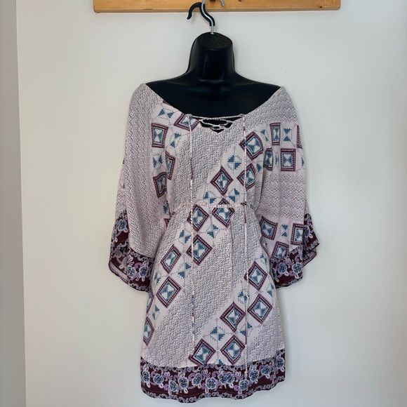 Billab o n g Batwing Rayon Dress