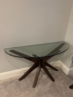 Set of 3 Glass Tables + 2 Lamps