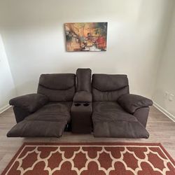 RECLINER COUCH 