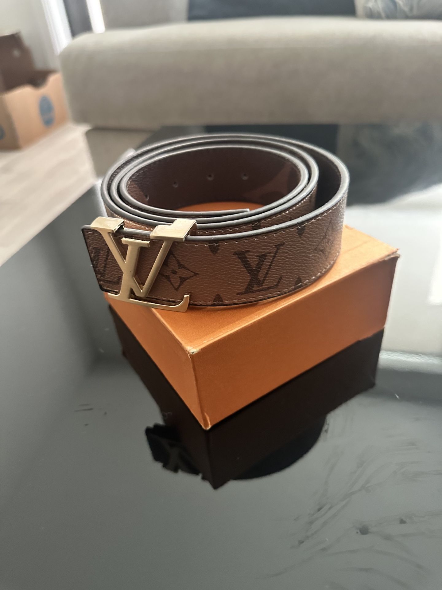 Designer Leather Belts – Louis Vuitton, Hermès, More