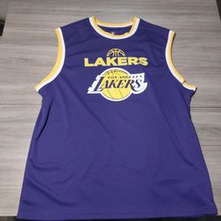 IMITATION LA Lakers Lebron James Jersey Size XL 