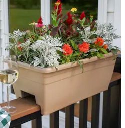 Planter box