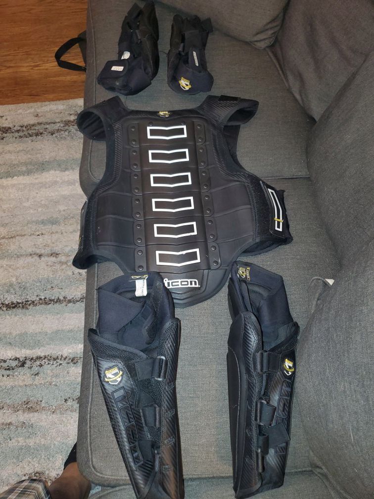 Icon Motorcycle Protective Vest, Knee and Elbow Pads. Size XL
