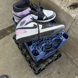 Jordan 1 Mid SE Zen Master (GS)