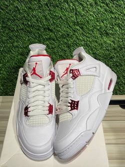 Jordan 4 metallic