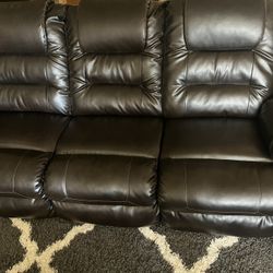 $1500 Leather Sofas