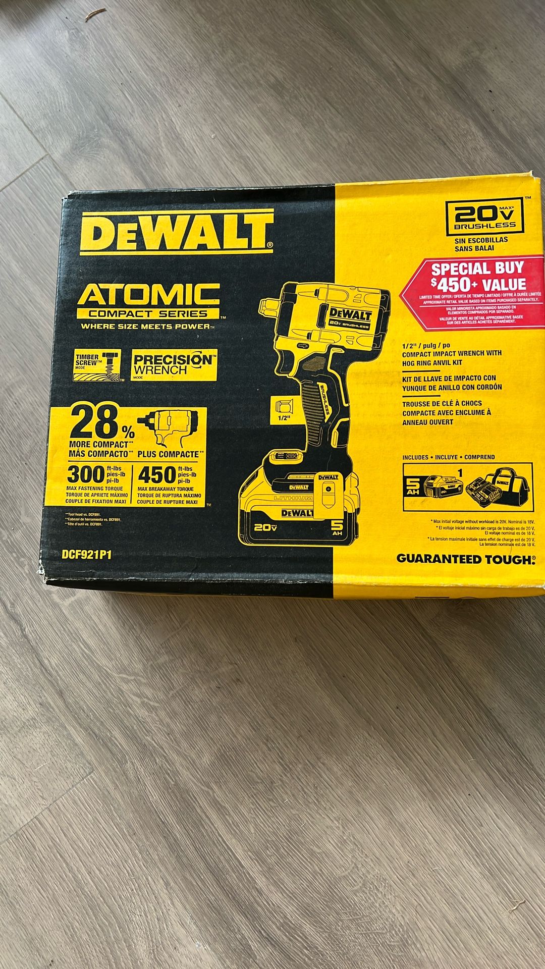 Dewalt Impact Wrench. 1/2 Compact. Model DCF921P1